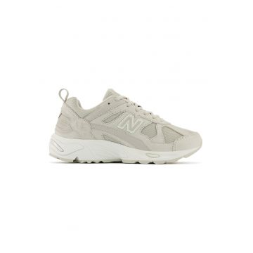 878 Pantofi sport cu insertii din piele