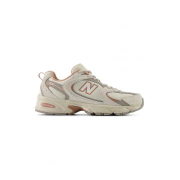 Pantofi sport din material textil cu garnituri din piele 530