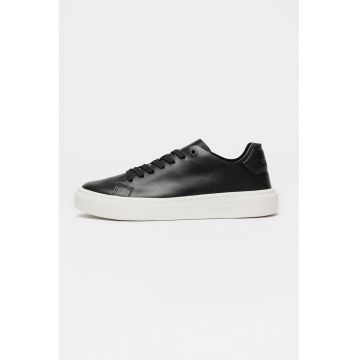 Pantofi sport low cut cu sireturi