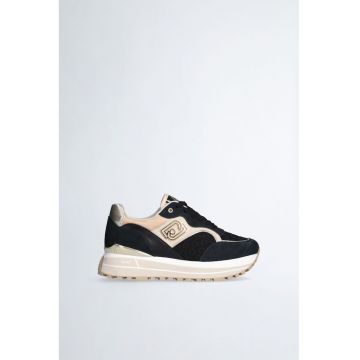 Pantofi sport de piele intoarsa cu segmente brodate floral