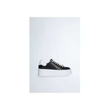Pantofi sport flatform din piele cu strasuri