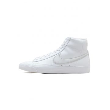 Tenisi medii din piele cu garnituri din piele ecologica pentru baschet Blazer