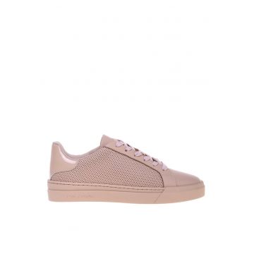 Pantofi sport de piele cu perforatii