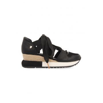 Pantofi sport cu talpa wedge si decupaje Lizarda