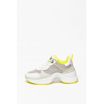 Pantofi sport cu aspect masiv si accente contrastante