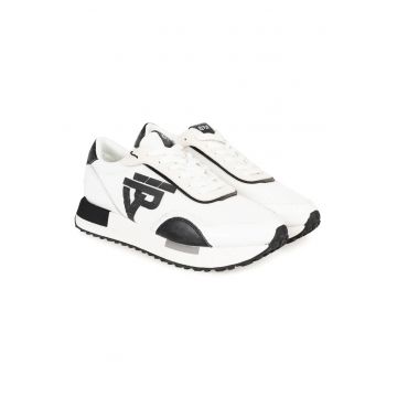 Pantofi sport cu garnituri contrastante din piele naturala