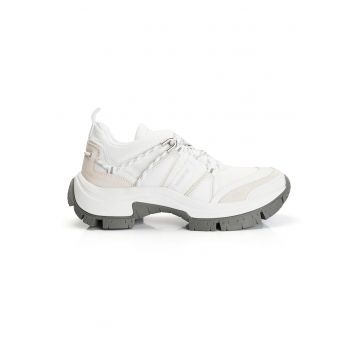 Pantofi sport cu insertii de piele -