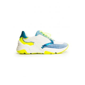 Pantofi sport cu insertii din piele intoarsa -