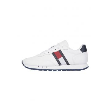 Pantofi sport cu logo lateral