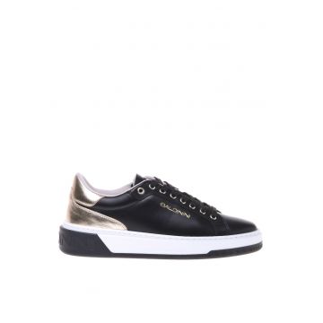 Pantofi sport de piele cu accente metalizate
