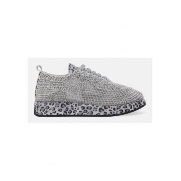 Pantofi sport din material textil si garnituri de piele cu perforatii