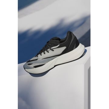 Pantofi sport cu sireturi Lightblaze