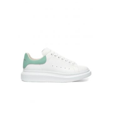 Pantofi sport din piele accentuati de un detaliu tip logo la spate 5570-WHTGREWOM
