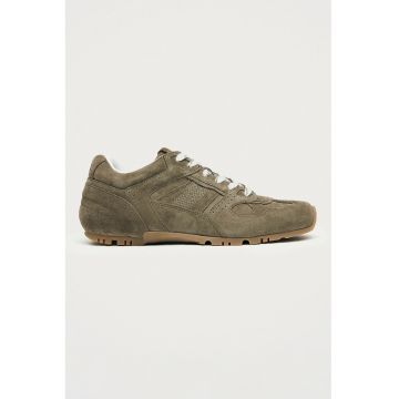 Pantofi sport din piele intoarsa cu detalii perforate