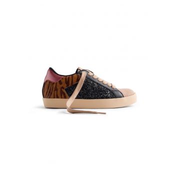 Pantofi sport de piele intoarsa cu model si strasuri