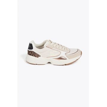 Pantofi sport demiwedge