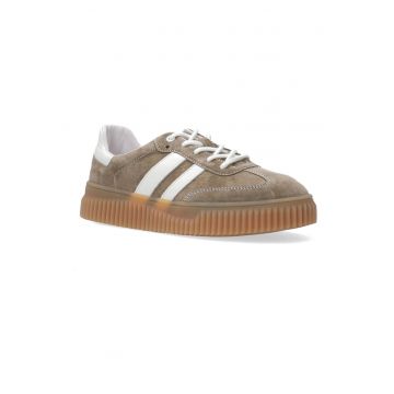 Pantofi din piele intoarsa cu talpa cu striatii