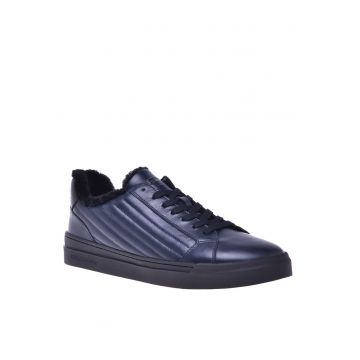 Pantofi sport din piele cu aspect matlasat