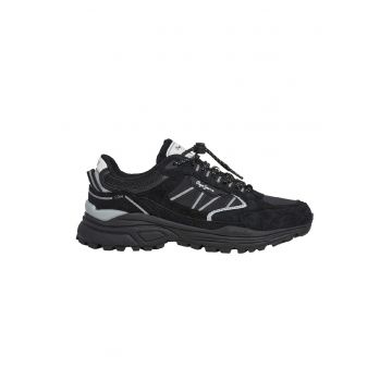 Pantofi sport din piele intoarsa cu talpa plata si insertii din material textil