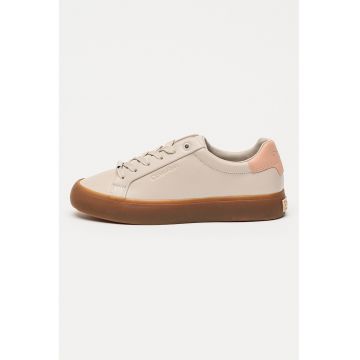 Pantofi sport low-cut de piele Pantofi sport low-cut de piele
