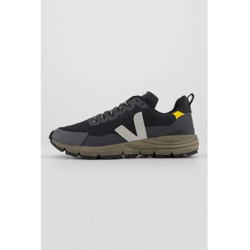 Pantofi sport cu insertii de plasa Pantofi sport cu insertii de plasa