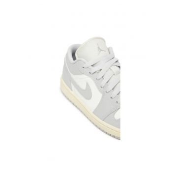 Pantofi sport dama - DC0774 -  Piele naturala - 37.5 EU - Alb/Gri Pantofi sport dama - DC0774 -  Piele naturala - 37.5 EU - Alb/Gri