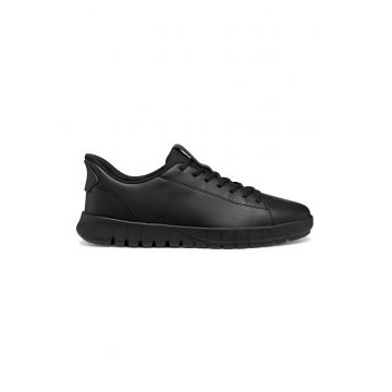 Pantofi sport low-cut de piele Pantofi sport low-cut de piele