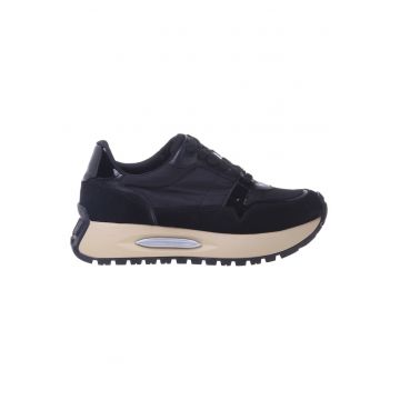 Pantofi sport cu talpa wedge si garnituri din piele intoarsa si material textil - Negru
