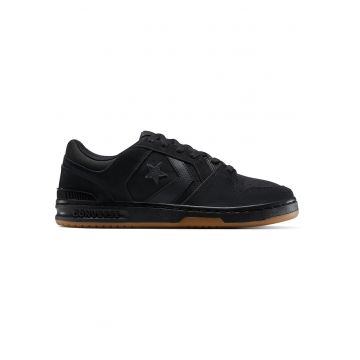 Pantofi sport low-cut de piele intoarsa CL98