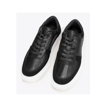 Tenisi barbatesti  piele perforata - negru - piele naturala