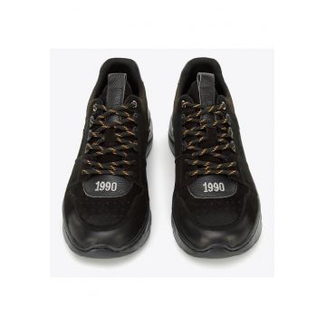 Tenisi barbatesti  piele nabuc - talpa usoara - negru