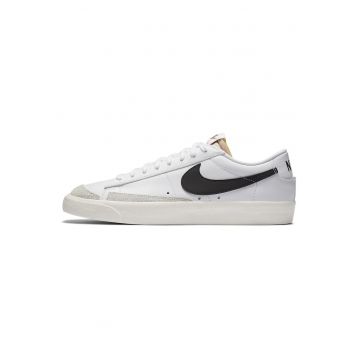 Pantofi Sport  Blazer low 77 VNTG-DA6364-101