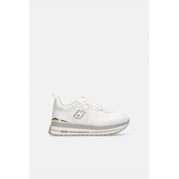 Pantofi sport de piele cu aplicatie logo metalica