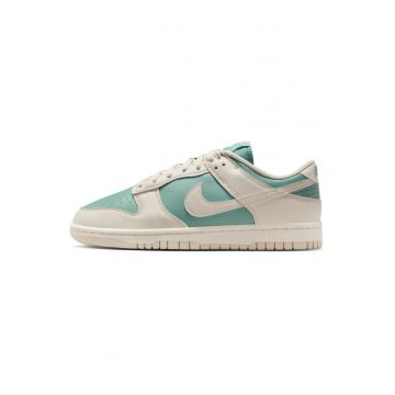 Pantofi sport  W Nike Dunk Low - Verde
