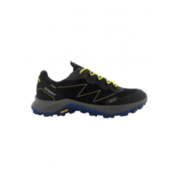 Pantofi trekking din piele intoarsa cu siret -