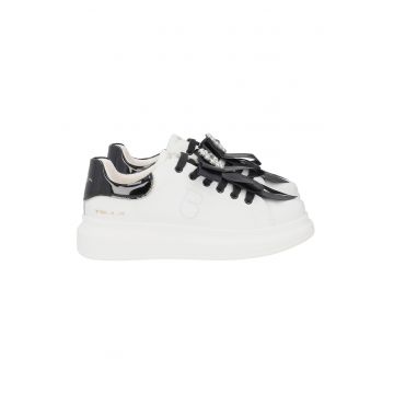 Pantofi sport din piele cu insertii lacuite