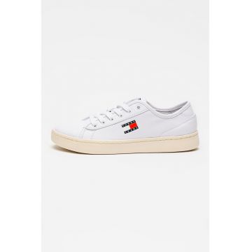 Pantofi sport usori din piele Court