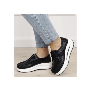 Sneakersi negri perforati din piele naturala 5129 M4 19316 - Negru