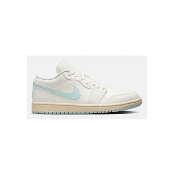 Pantofi dama -  Adidasi Air Jordan 1 Low - alb - piele
