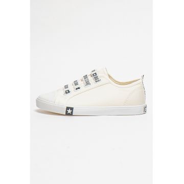 Tenisi cu varf rotund