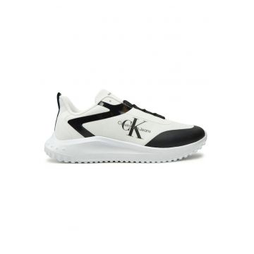 Pantofi sport cu detalii contrastante - Alb/Negru