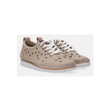 Pantofi sport cu perforatii si cusaturi decorative