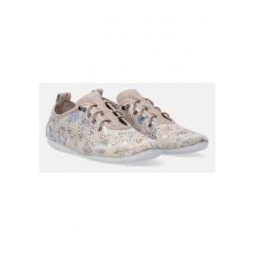 Pantofi sport din piele cu model floral si perforatii decorative -