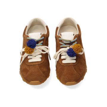 Pantofi sport din piele intoarsa cu ciucuri
