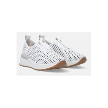Pantofi sport slip-on din piele cu perforatii si varf rotund