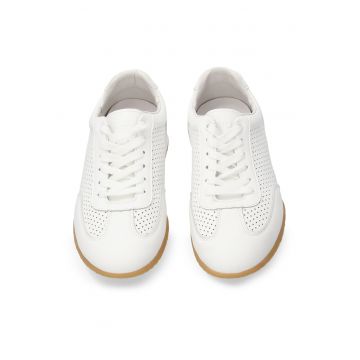 Pantofi sport uni din piele cu perforatii