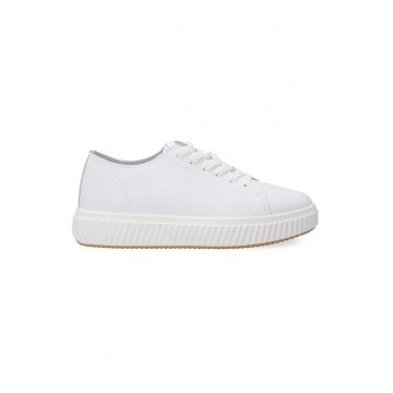 Pantofi sport din piele cu model uni si sireturi