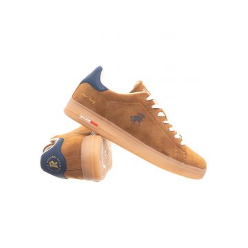 Pantofi sport cu detalii contrastante