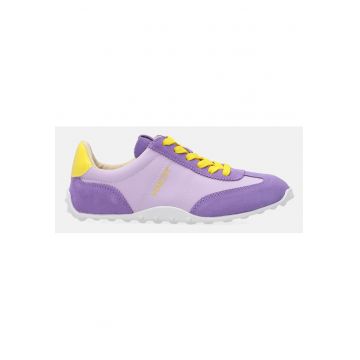 Pantofi sport cu insertii din piele lacuita si intoarsa