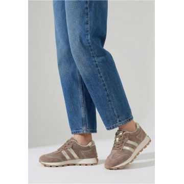 Pantofi sport uni din piele intoarsa cu profil jos